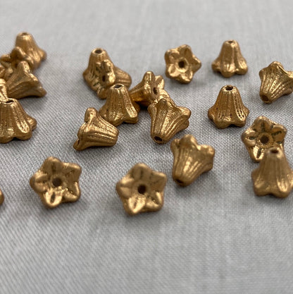 5x6mm Bell Flower - Gold - qty 25
