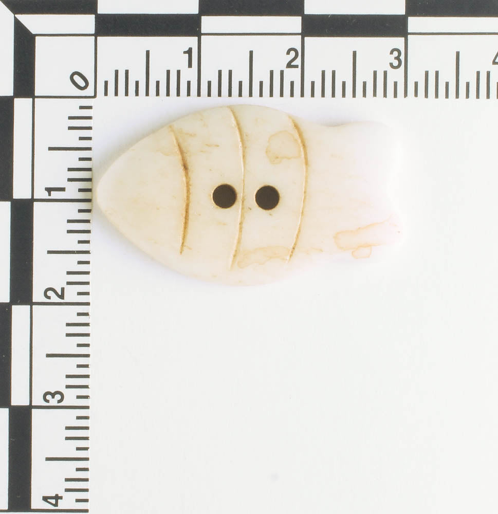 Button - Bone - Fish