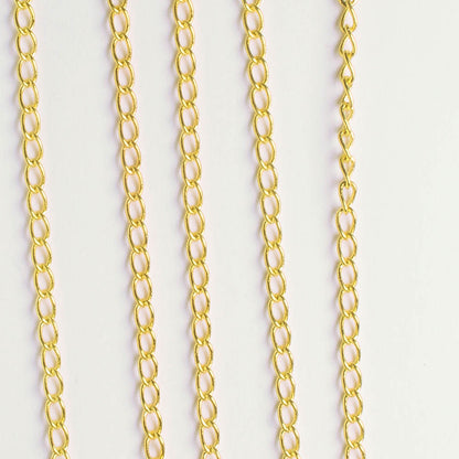 Gold Chain - foot