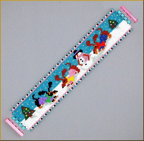 A Dachshund Christmas Bracelet Pattern - PDF
