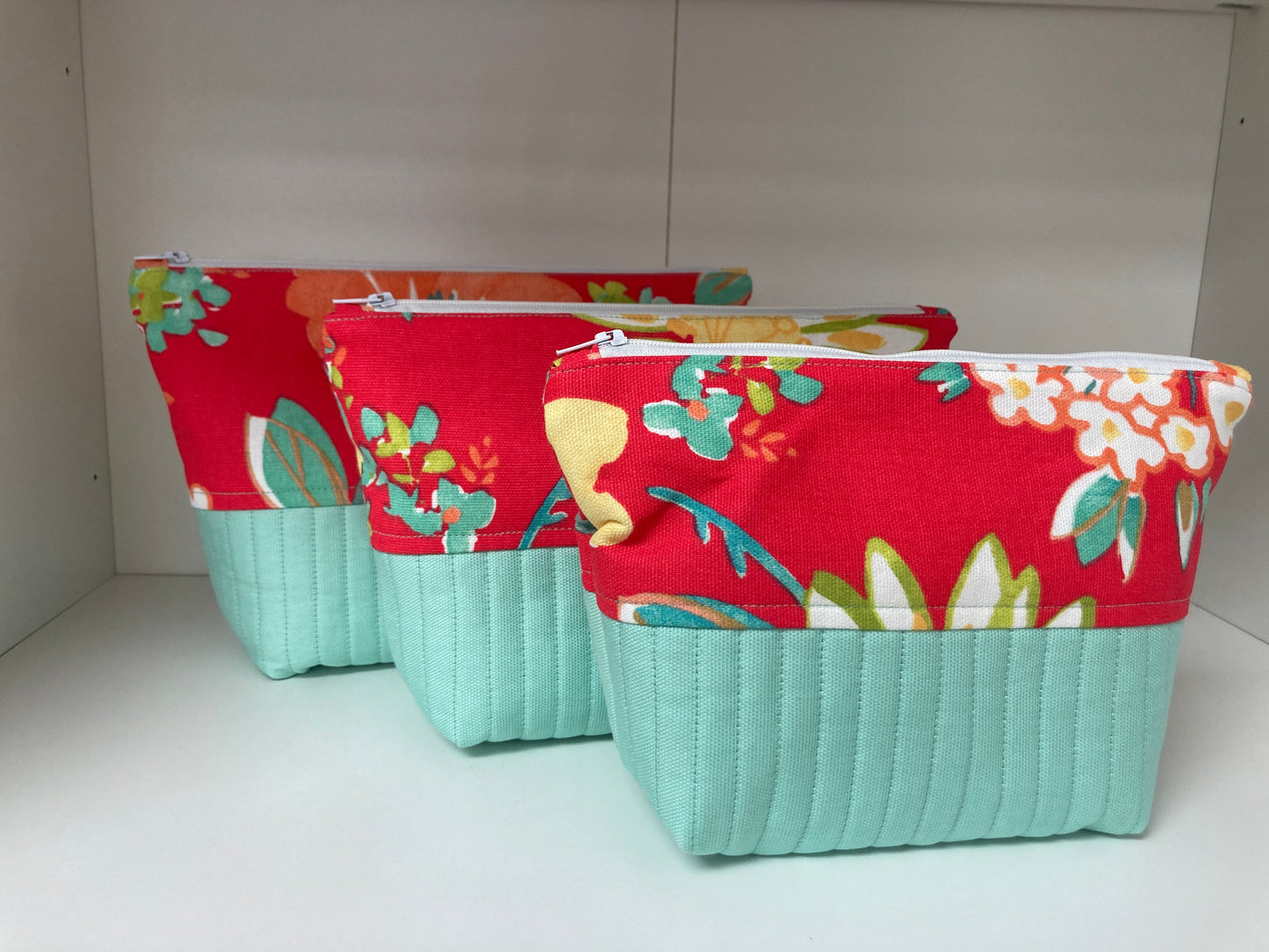 Set of 3 Nesting Zippered Pouches