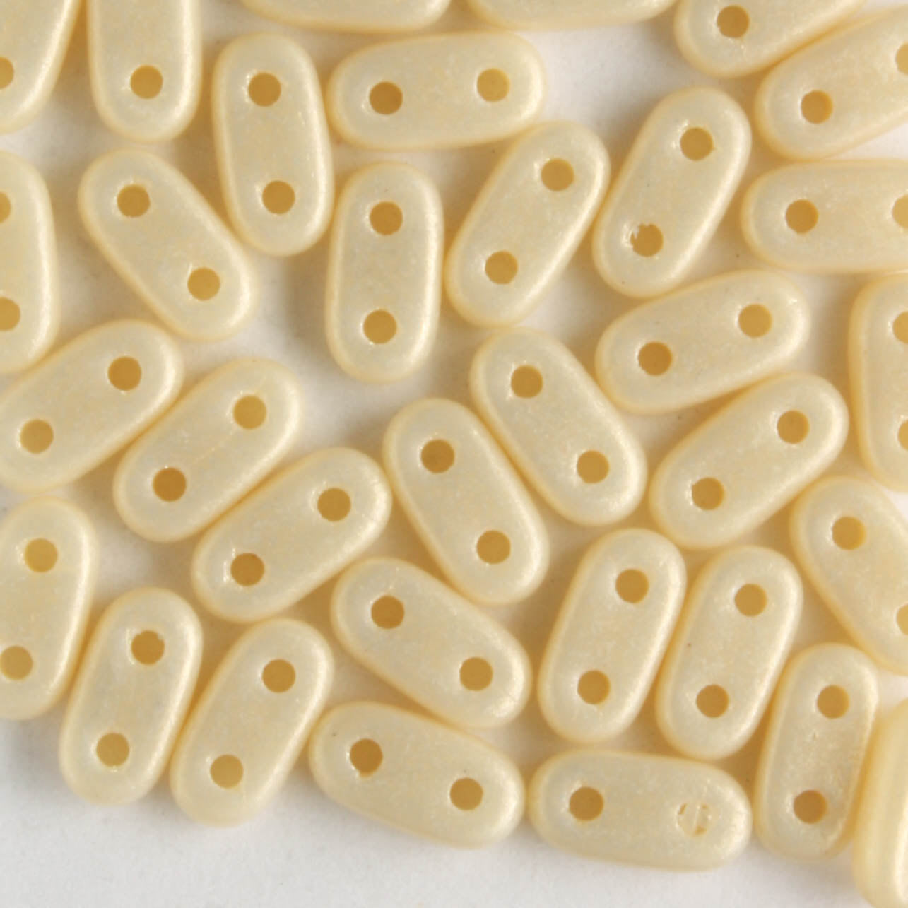 2 Hole Bar Sueded Gold Opaque Beige - 10 grams