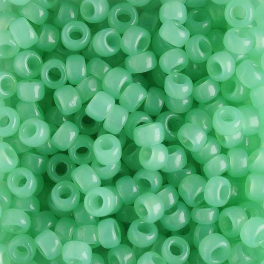 8/0 Translucent Mint Green - 10 grams