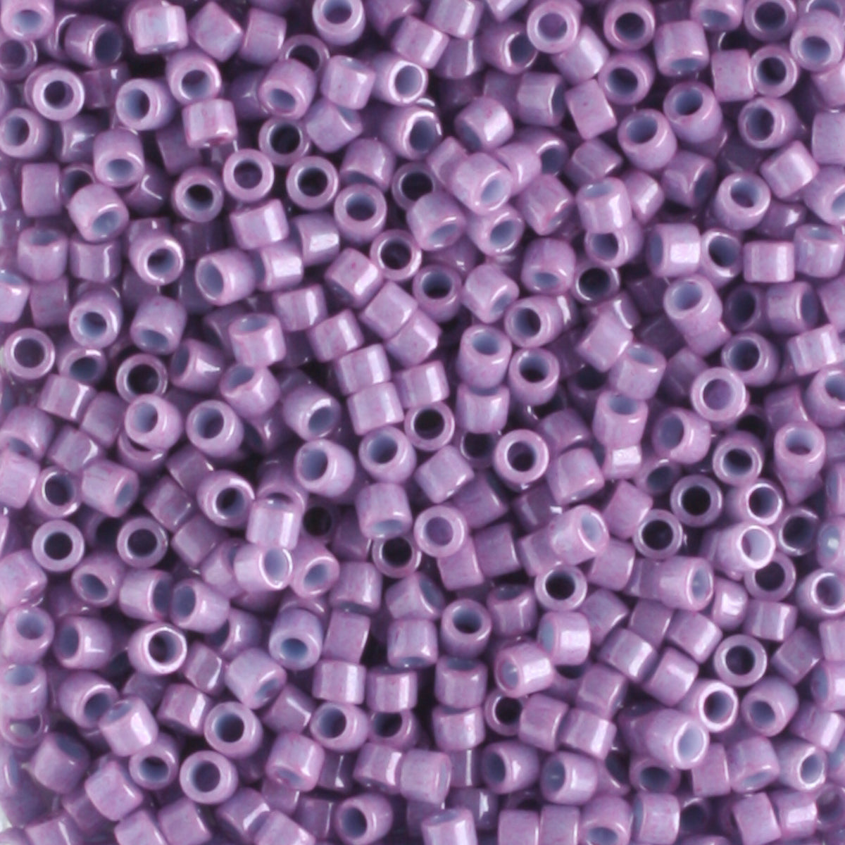 DB0660 Opaque Lavender - 5 grams