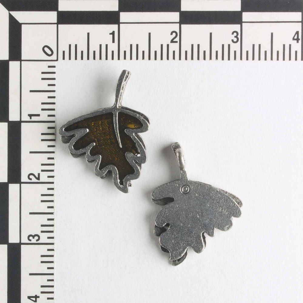 Charm - Leaf