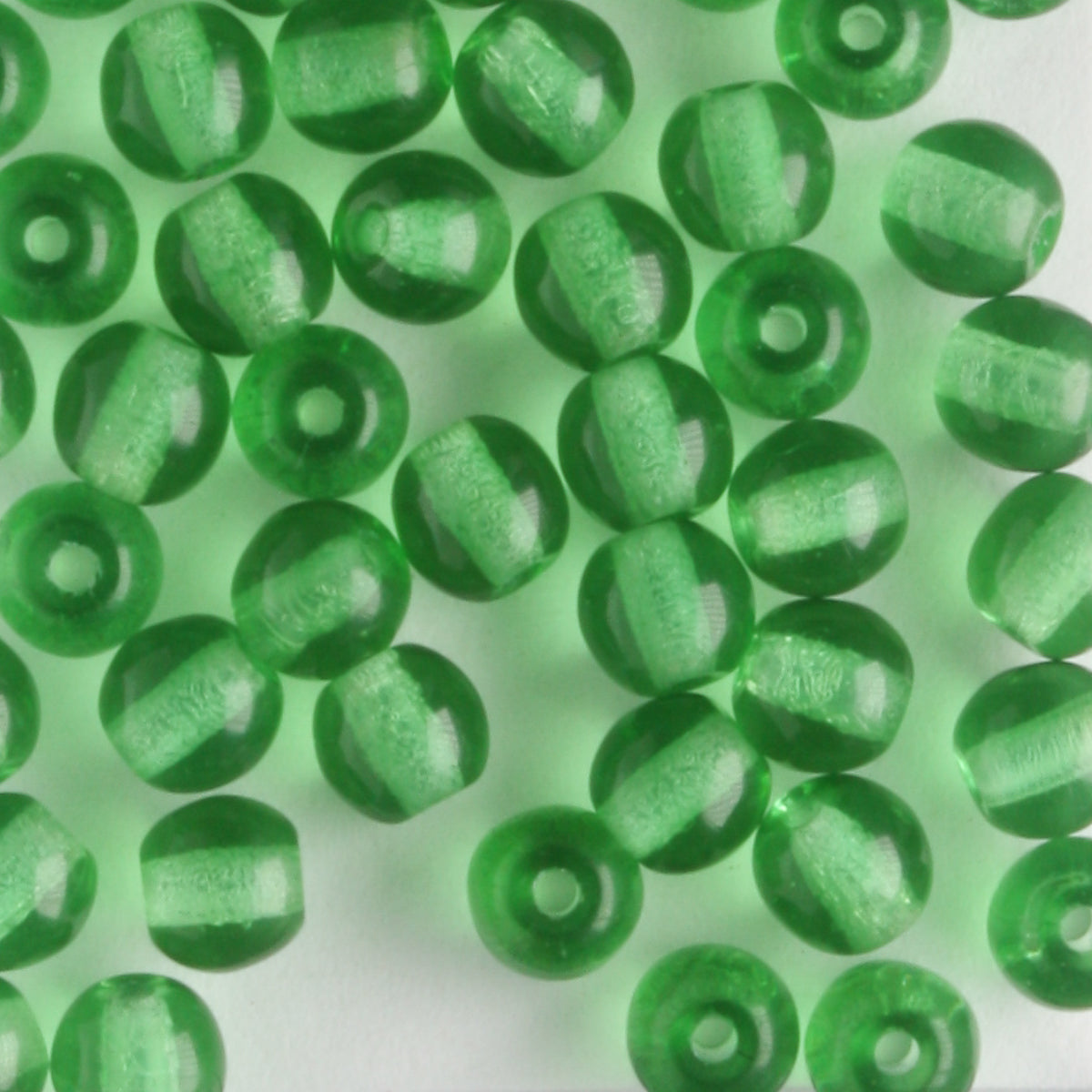 4mm Druk Kelly Green - 100 beads