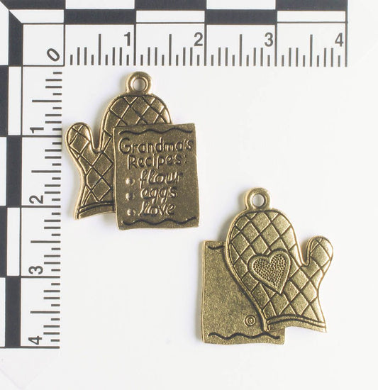 Charm - Oven Mitt