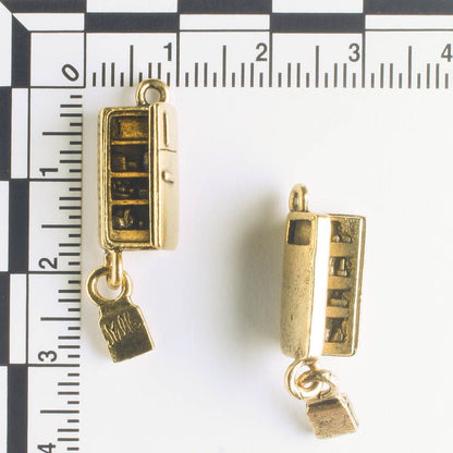 Charm - Refrigerator