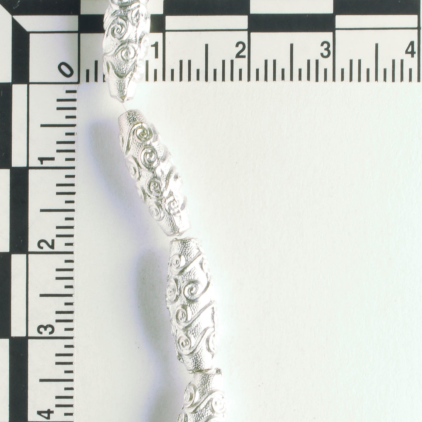 Pewter Beads, Silver plated - 8" Strand