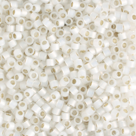 DB0221 Silver Lined White Opal