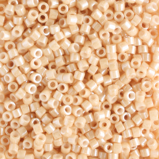 DB0205 Opaque Luster Beige