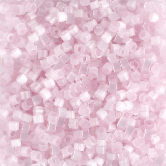 DB0833 Silk Pink (Discontinued)