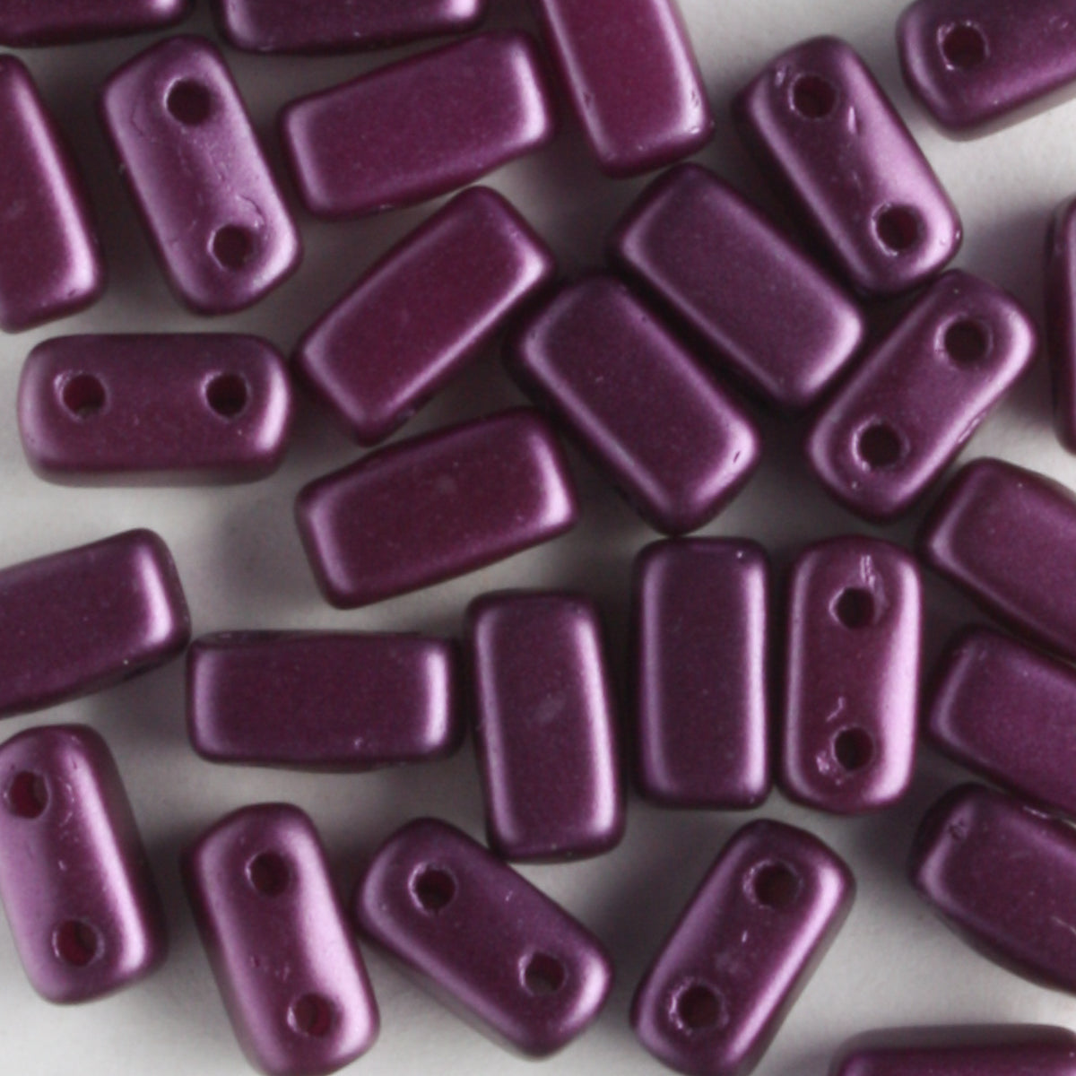 2 Hole Brick Purple - 50 beads