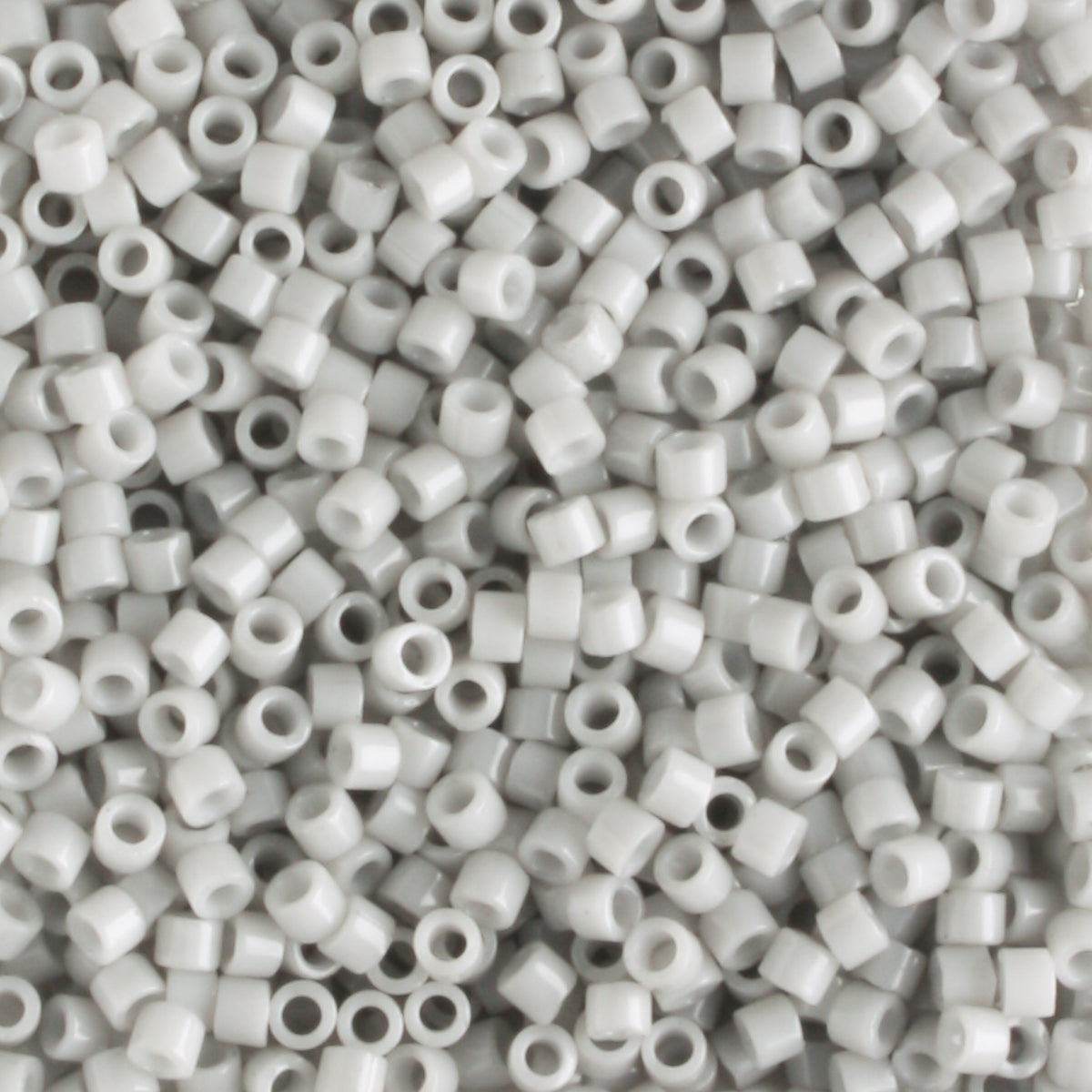 DB1498 Opaque Pale Gray