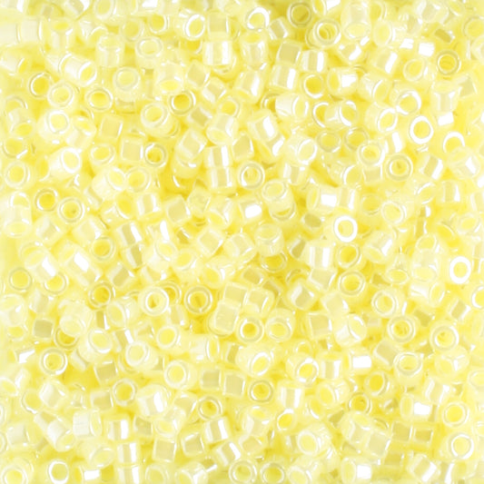 DB0232 Ceylon Color Lined Pale Yellow