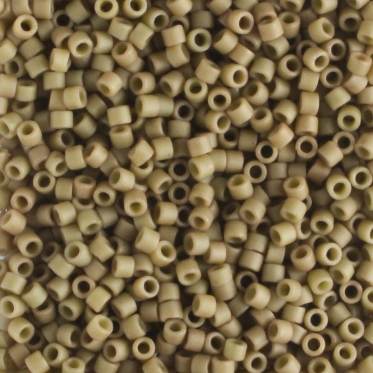 DB0390 Opaque Matte Luster Moss Green