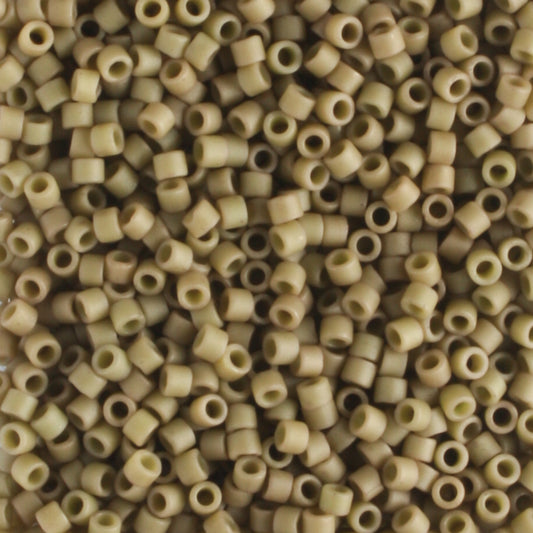 DB0390 Opaque Matte Luster Moss Green