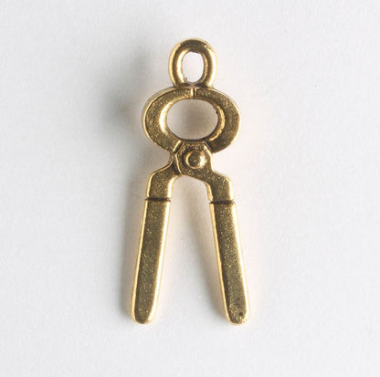 Charm - Pliers