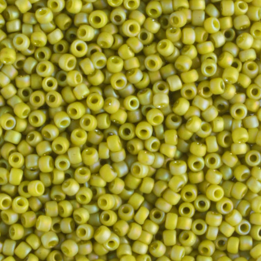 15/0 Semi Glazed Rainbow Lemongrass - 5 grams