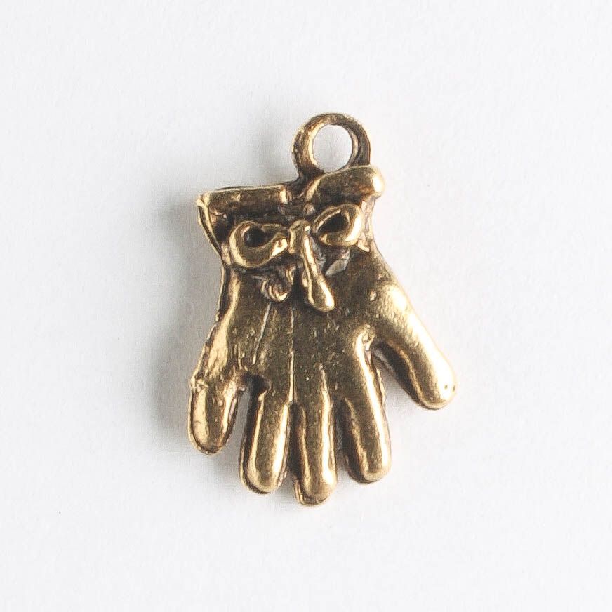 Charm - Glove