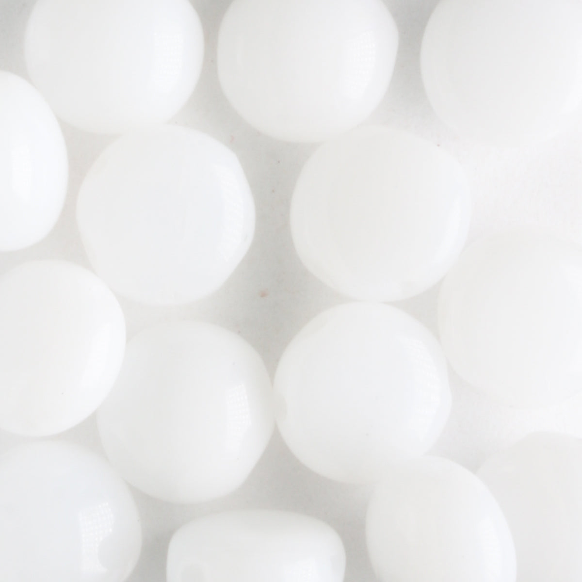 Candy Round White Alabaster - 25 beads
