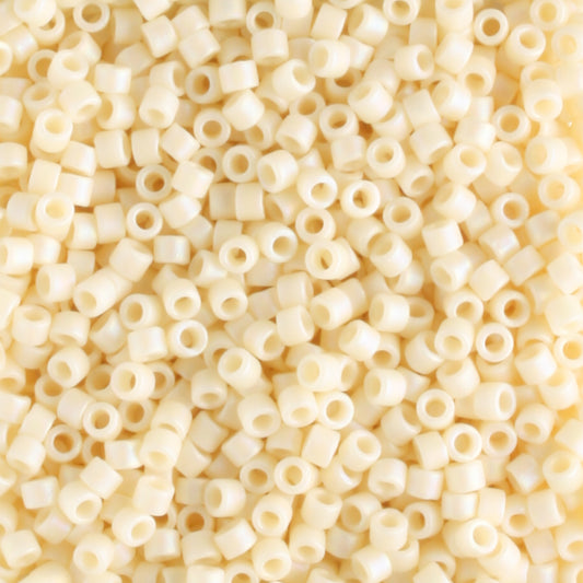 DB0883 Opaque Matte Rainbow Eggshell