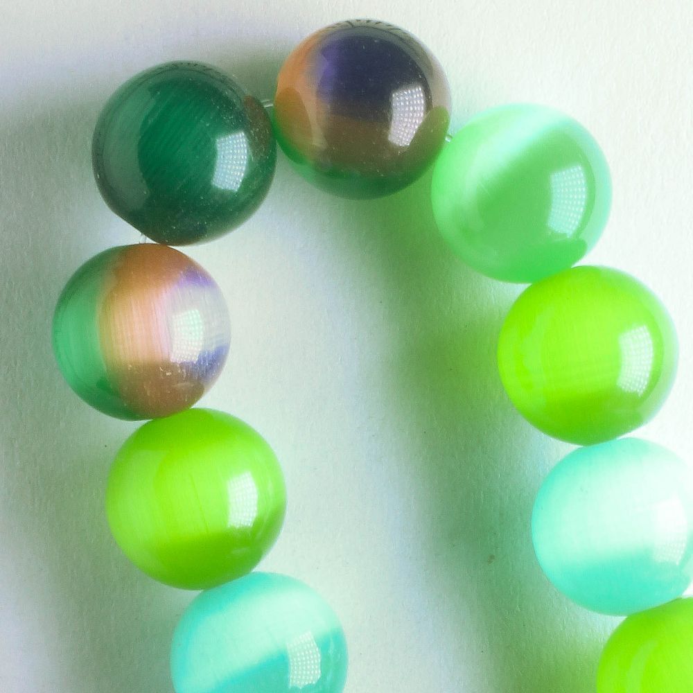 10mm Cat's Eye Glass - 8" strand