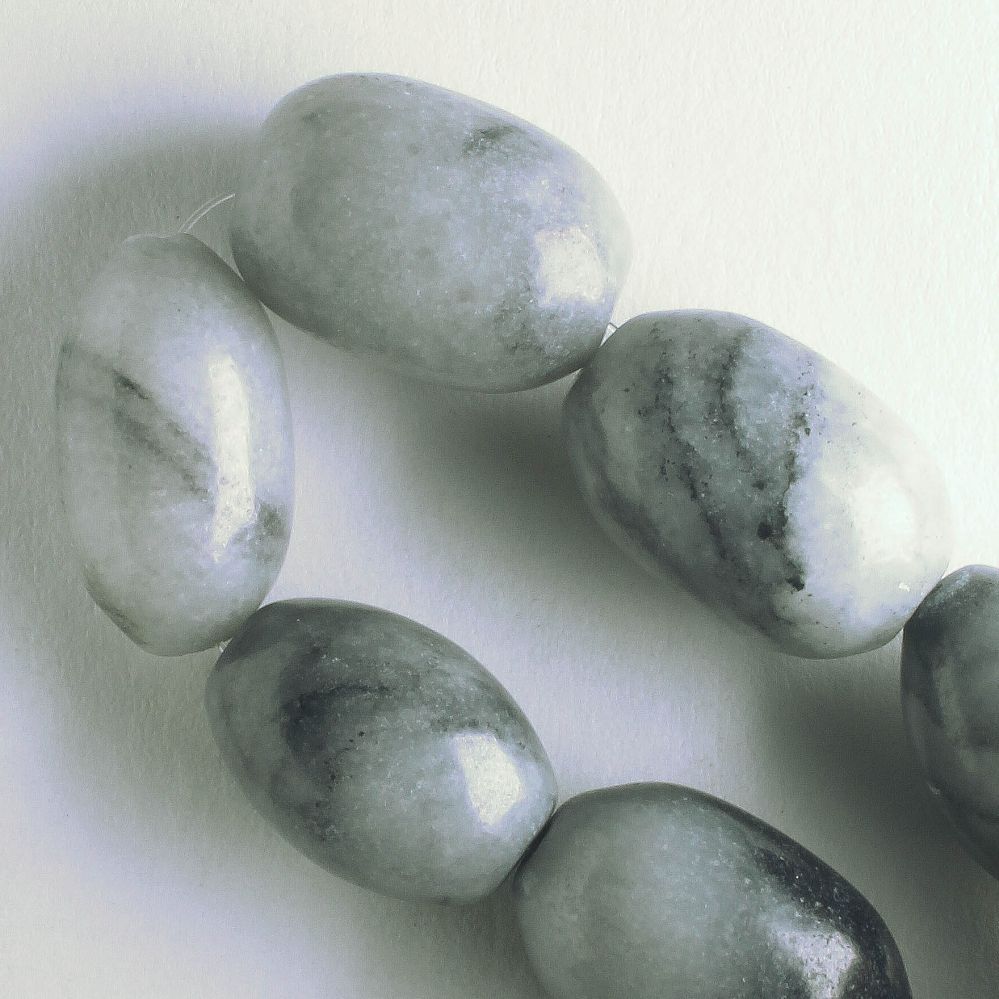 Black Marble - 8" strand