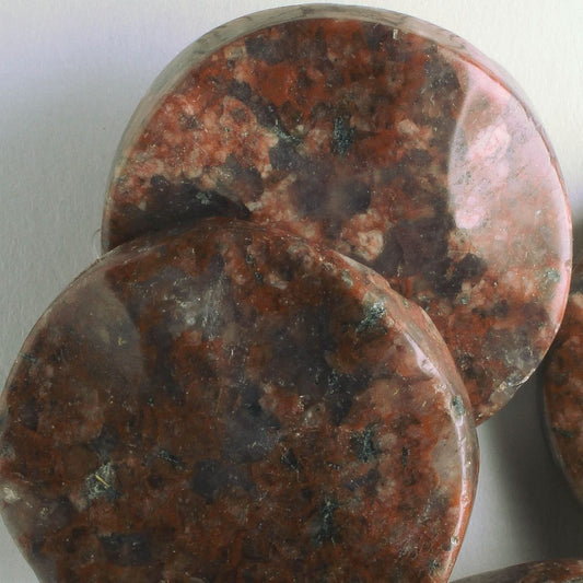 Red Feldspar - 8" strand