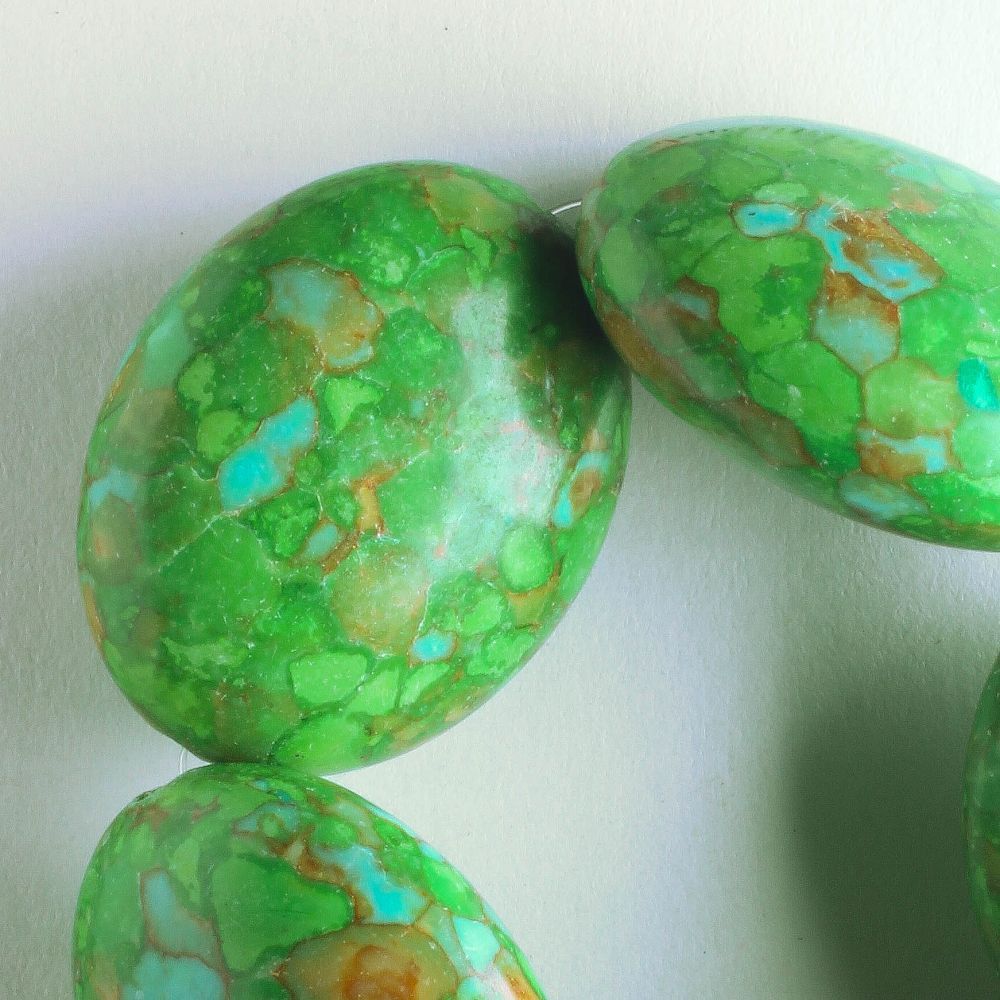 Magnesite, Dyed - 8" strand