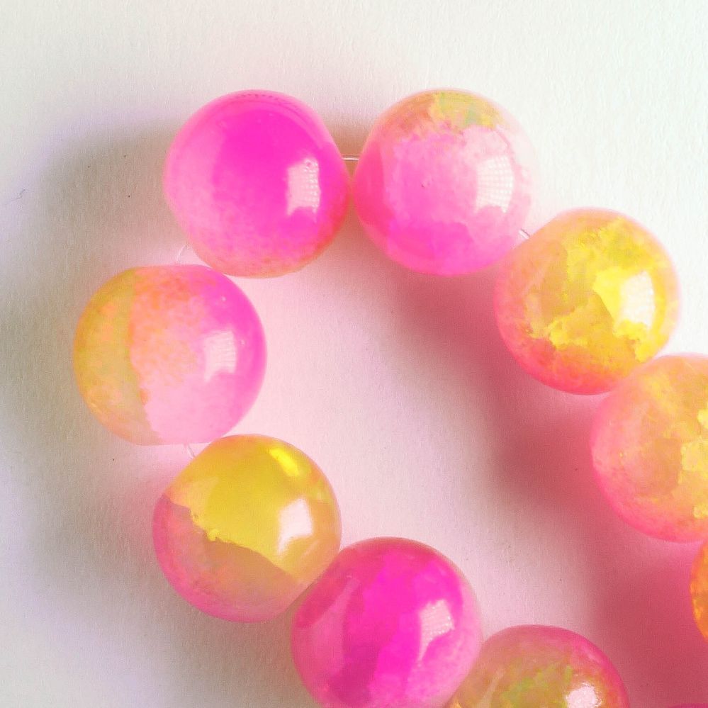 Glass Beads - 8" strand