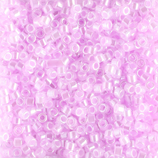 DB0248 Crystal Pastel Lilac - 5 grams