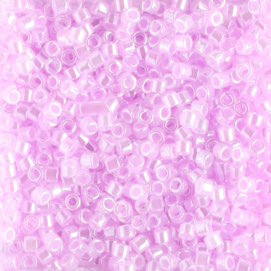 DB0248 Crystal Pastel Lilac