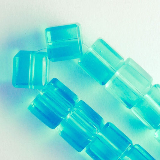 Glass Beads - 8" strand