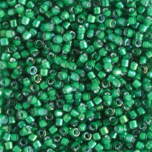 DB1788 White Lined Emerald AB