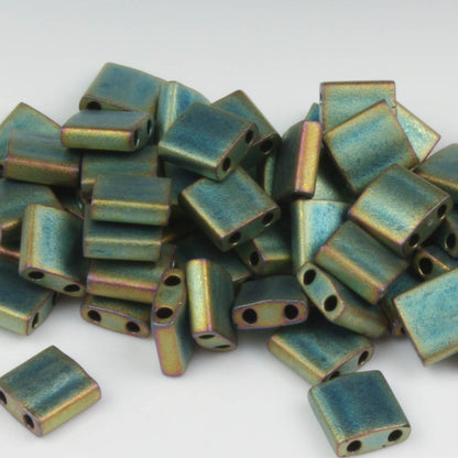 Tila, Patina Iris Green