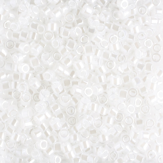 DB0231 Ceylon Pearl White