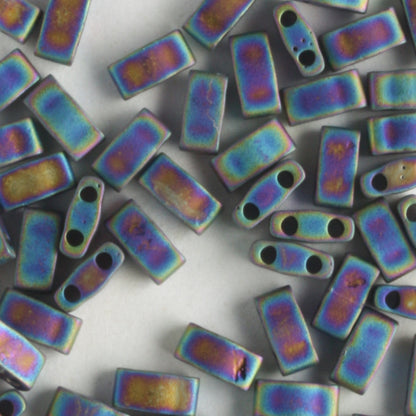 Half Tila Opaque Matte Rainbow Black - 5 grams