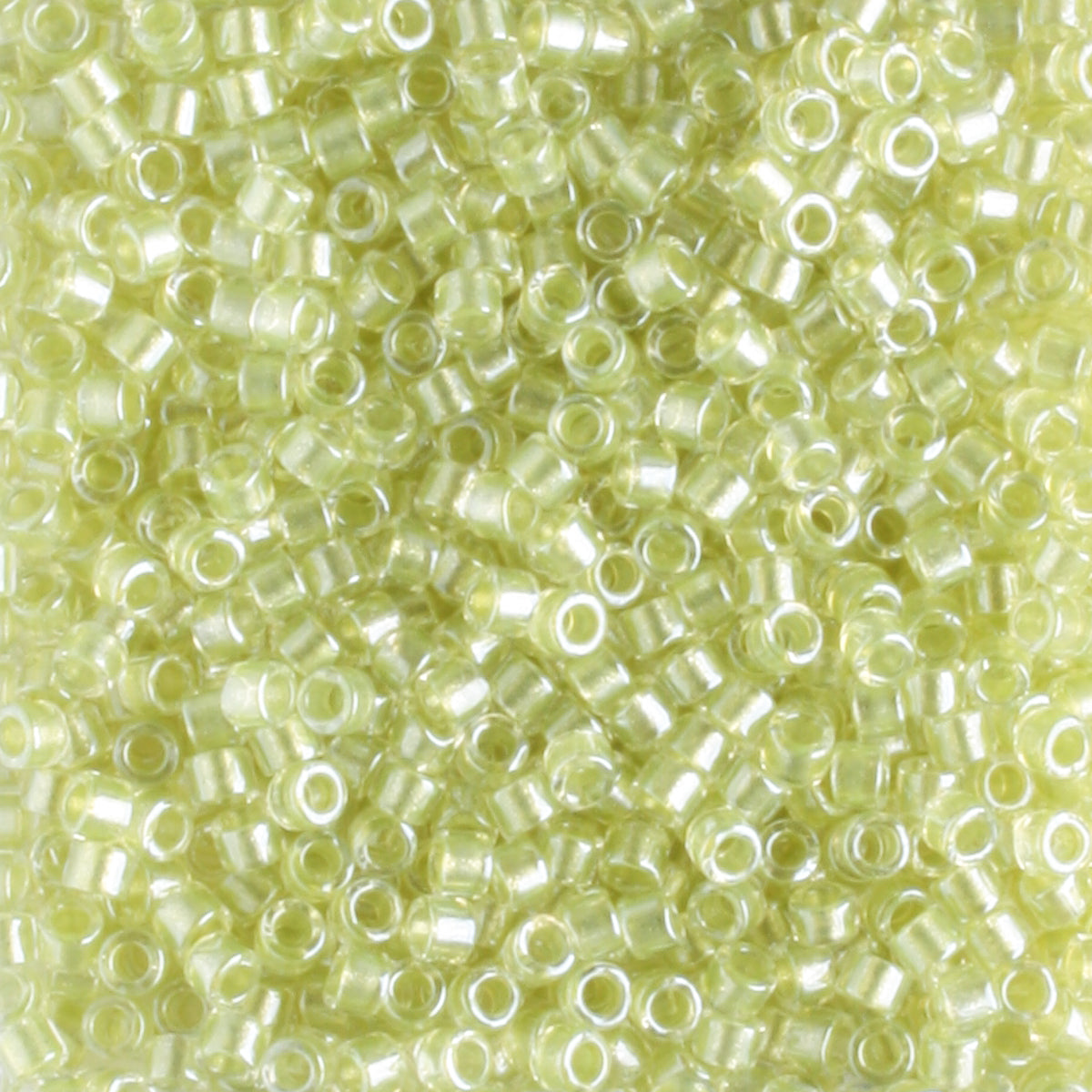 DB0903 Sparkling Light Peridot Lined Crystal