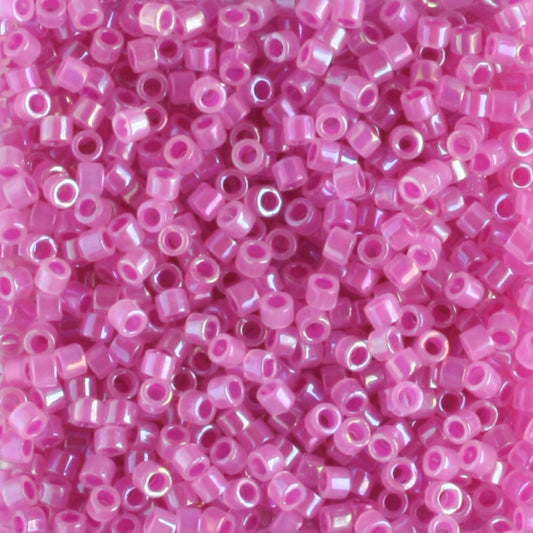 DB1744 Rainbow Fruity Lined Lavender