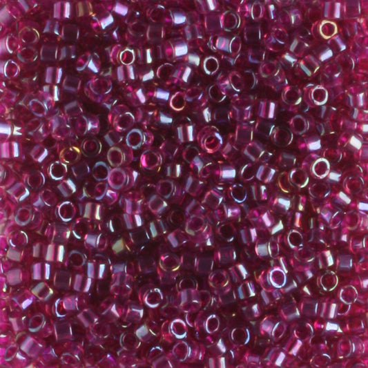 DB1747 Rainbow Berry Lined Amethyst