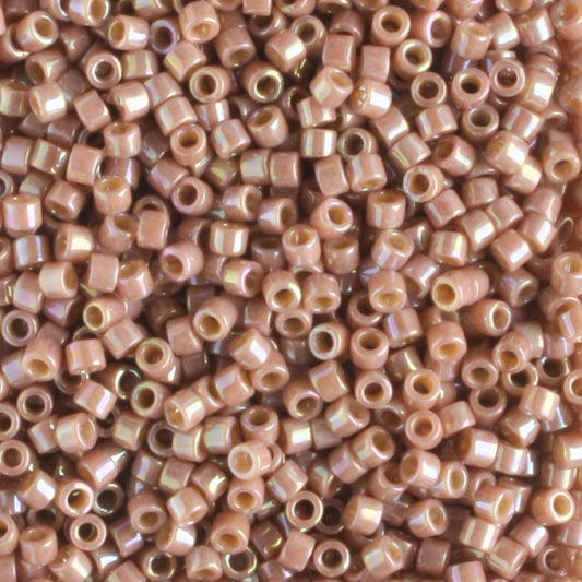 DB2271 Opaque Glazed Hazelnut