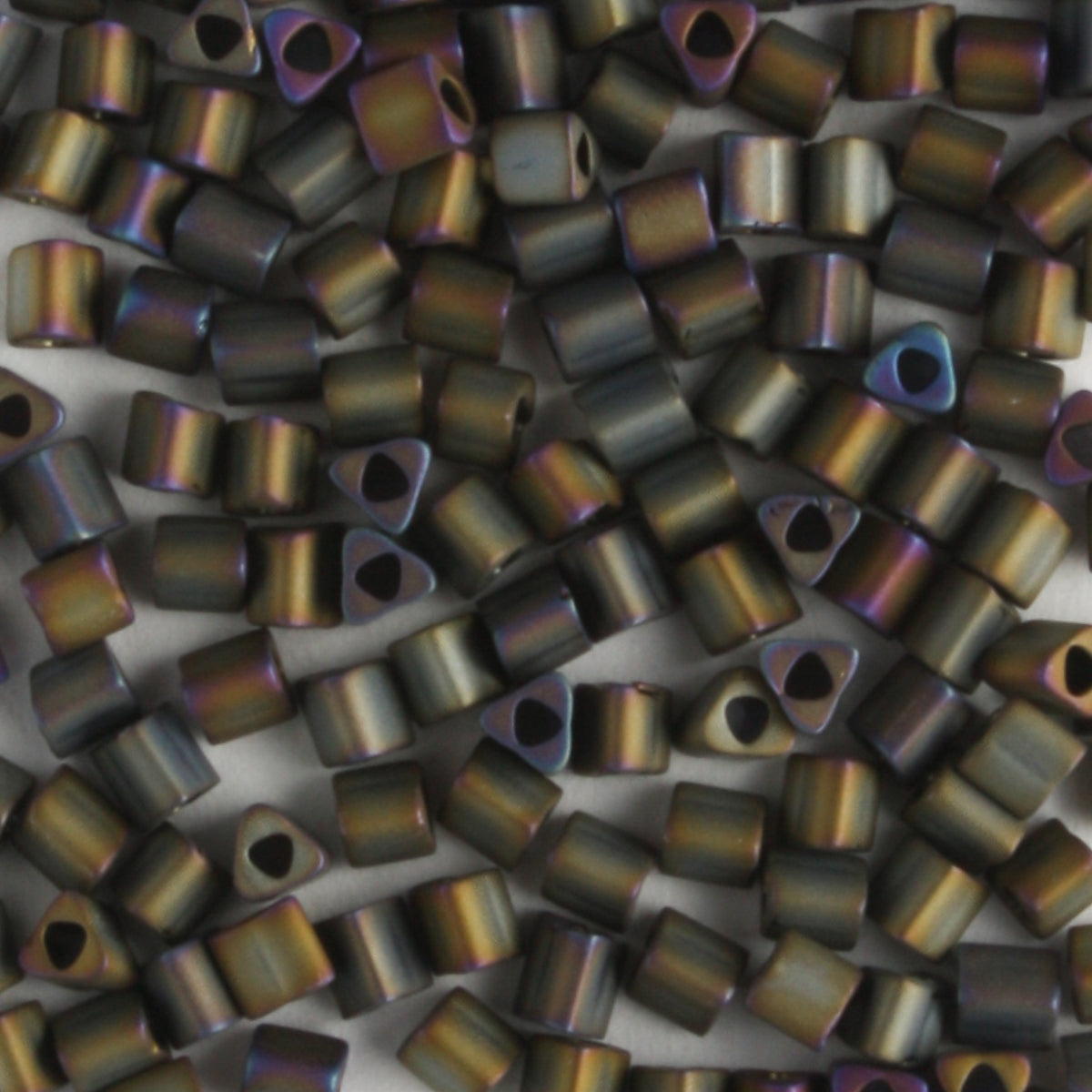 11/0 Triangle Matte iris Brown - 10 grams