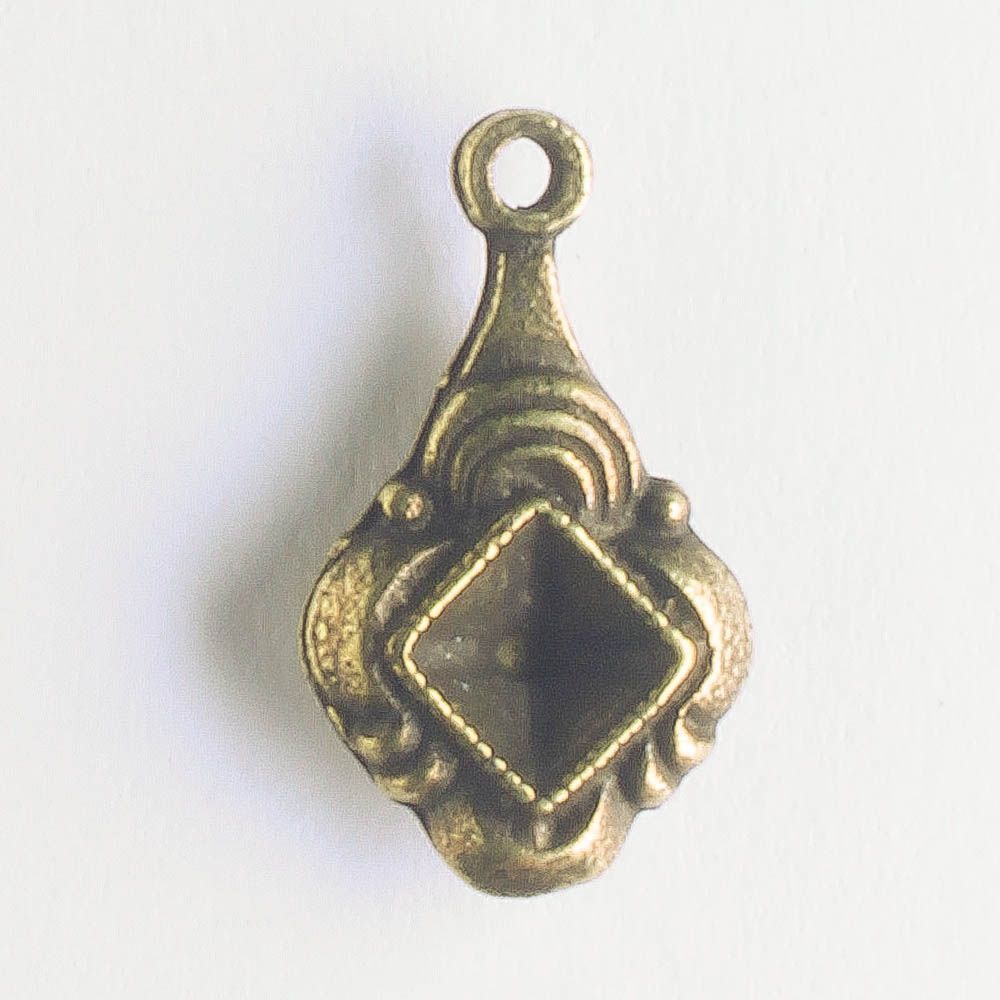 Charm - Dangle
