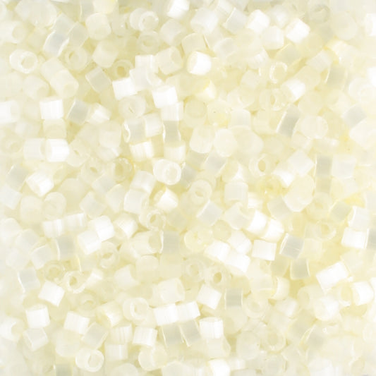 DB0672 Milky White Satin