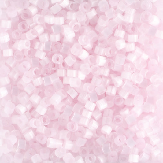 DB0675 Icy Pink Satin