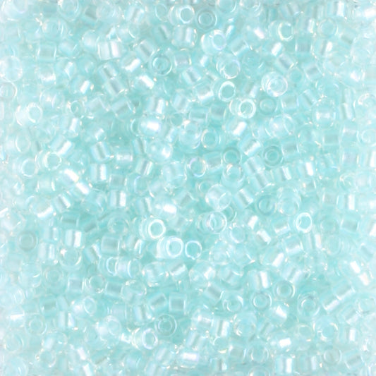 DB1672 Crystal Barely Blue - 5 grams