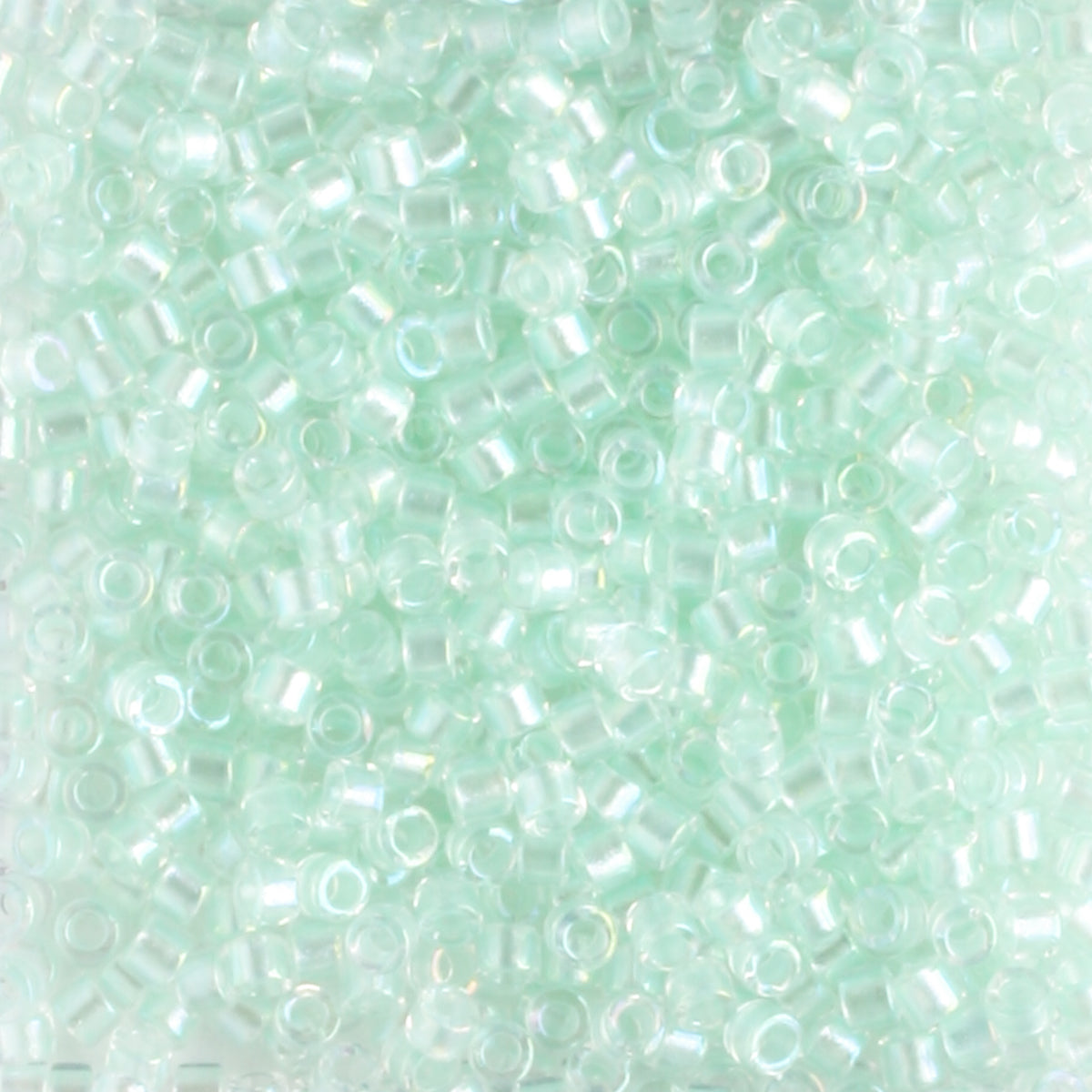 DB1675 Crystal Mint - 5 grams