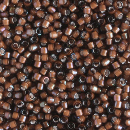 DB1790 Whipped Cocoa White